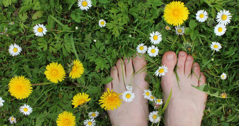 Terapia de pies en el pasto, ¿funciona?