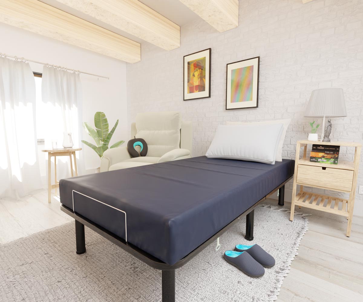 Four-foam mattress with Multifoam anti-bedsore heel pad 